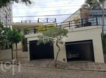 17b70933 · Casa, 3 dormitórios, 240 m², em Petrópolis