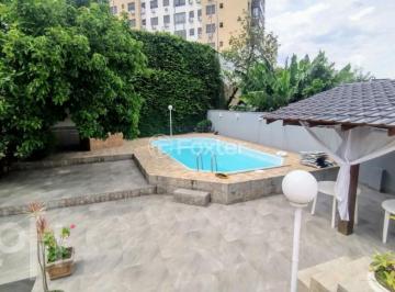 e73b590c · Casa, 3 dormitórios, 206.85 m², em Cristo Redentor