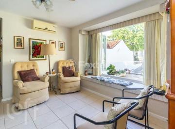e9c96833 · Casa, 3 dormitórios, 226.14 m², em Azenha