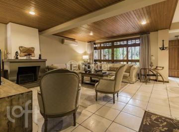 13db4a43 · Casa, 4 dormitórios, 306 m², em Chácara das Pedras