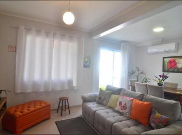 Casa · 160m² · 3 Quartos · 2 Vagas · Casa em condomínio fechado, com 3 dormitórios, sendo 1 suíte, Moinhos de ventos, Canoas.