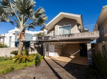 Casa · 300m² · 3 Quartos · 2 Vagas · Residência em Condomínio Fechado com todo Conforto e Segurança!