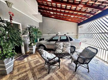 58246_iEmz793eQosmR517M_582466751ede18a430.jpg · CASA ITALIA COM 3 QUARTOS SENDO 1 SUITE