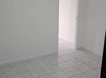 Comercial · 39m² · 1 Vaga · Sala comercial á venda com 39 m,²numa ótima localização.