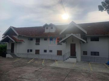 Apartamento · 106m² · 3 Quartos · Excelente apto em Campos do Jordão/SP, 106 m² a.u., 3 quartos (1 suíte), cozinha, salas estar/jantar