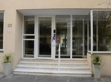 Apartamento · 78m² · 2 Quartos · Excelente apartamento localizado no Paraíso, com 78 m² área útil, com 2 dormitórios ( 1 suite) , la