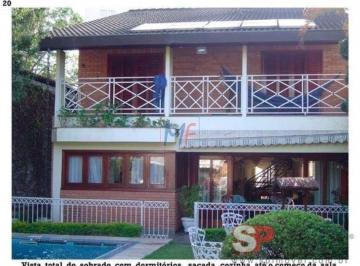 Casa · 381m² · 4 Quartos · Belo sobrado no Tremembé, 381 m² a.c., 4 dormitórios (3 suítes), sala, cozinha, dep. empregada, espa
