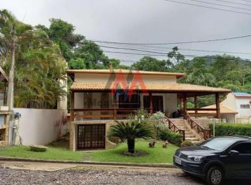 Casa · 1320m² · 5 Quartos · Excelente Casa em Condominio Fechado no bairro Park Imperial, com 1.320 m² a.c., e 833 m² terreno, 5
