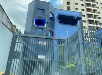 Comercial · 942m² · REF 14.820 Excelente Prédio Comercial localizado no bairro Ipiranga, 942 m² a.c., com 10 vagas de ga
