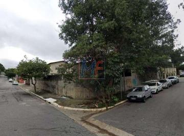 Comercial · 598m² · Locação comercial no bairro Jardim Aeroporto, com 5 salas, 3 banheiros, 1 cozinha, 25 vagas de gara