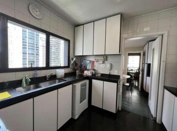 Apartamento · 220m² · 3 Quartos · Lindo Apto Itaim Bibi, 220 m² a.u, 3 quartos (3 suítes), sala, cozinha, área de serviço, dependênci