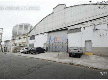 Comercial · 1025m² · Galpão  V.Gumercindo com 1.025 m², 28m frente, mezanino, 2 banheiros. Zon. ZC. Atualmente locado. RE