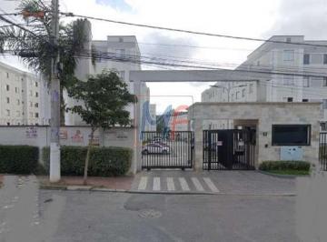 Apartamento · 45m² · 2 Quartos · Lindo apto Vila Cosmopolita ,próx. ao metrô Itaquera , 45 m² a.u.,  2 quartos, sala, cozinha, banhei