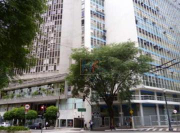 Comercial · 208m² · Excelente Conjunto Comercial na República , 208 m²a.u, meio andar, uma copa, 4 banheiros, sem vaga.