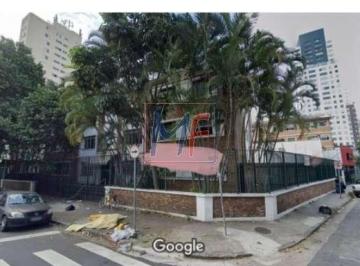 Comercial · 923m² · Ótimo prédio comercial na Vila Nova Conceição, 783 m² a.t., 923 m² a.c,  41m de testada, Zona ZM. Pr