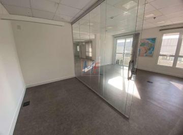 Comercial · 183m² · Excelente conjunto comercial na Barra Funda, com 183m² de área útil e 4 vagas. Prox. Metrô Palmeiras