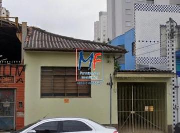Terreno · 500m² · Excelente terreno com  500 m2, 124 m2 a.c.,  2 casas para comercial, com sala, quarto, cozinha, 2 sa