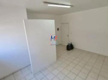 Comercial · 22m² · Ótima Sala Comercial sobreloja localizado no bairro Sapopemba, com 22 m² a.u., banheiro, bem localiz
