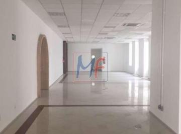 Comercial · 3000m² · Excelente conjunto comercial no Centro de Santos, 3.000 m² a.u., distribuídos em 3 andares, com páti