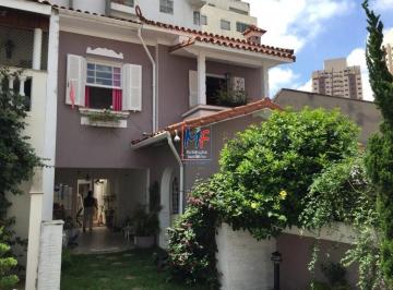 Casa · 260m² · 6 Quartos · Excelente Casa (Sobrado) em condomínio fechado, com 260 m²  área total, 6 dormitórios, 3 banheiros, 