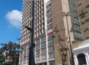 Comercial · 1187m² · Excelente Conjunto Comercial localizado no Centro,1.187 m² a.c.,  1.734 m² terreno  . Não aceita per