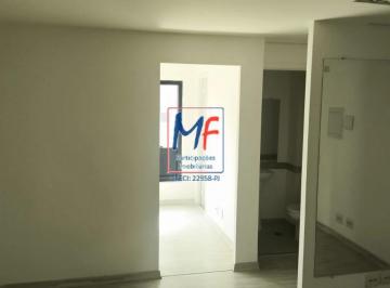 Comercial · 30m² · Excelente Sala Comercial localizada no coração de Pinheiros, com 30,71 m a.u., 1 banheiro, ar-condi