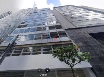 Comercial · 270m² · Excelente sala comercial no Centro de SP, com 270 m² de área útil, dois banheiros e sem vaga de gar