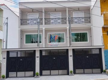 Casa · 122m² · 3 Quartos · Excelente Sobrado localizado no bairro Parque Vitória, com 122 m²  a.c., 3 dorms., (1 suíte), piso p