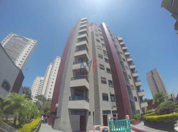 Apartamento · 115m² · 3 Quartos · Lindo apartamento no Centro de Guarulhos, com 3 quartos, sala com sacada, cozinha, 2 wc, área de ser