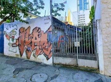 Comercial · 500m² · Excelente terreno no Tatuapé com 500 m²  e 500 m² a.c.,  testada de 10m e laterais de 50m. Prox. Rua