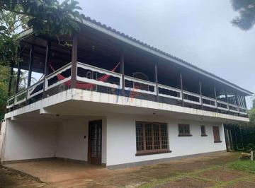 Casa · 280m² · 6 Quartos · Excelente imóvel na Vila Natal Campos do Jordão, 280 m² a.c., 6 quartos (1 suíte), sala, salão fest
