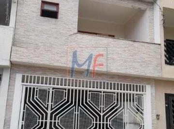 Casa · 220m² · 3 Quartos · Lindo sobrado no bairro Cooperativa , 3 quartos (2 suítes), sala, cozinha americana, lavabo, 2 vagas