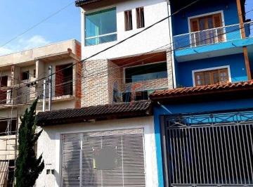 Casa · 220m² · 3 Quartos · REF: 15.516 - Lindo sobrado em cond. fechado no Jardim Mirna,  220 m² a.u. 3 quartos (1 suíte), chur