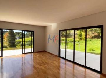 Casa · 360m² · 4 Quartos · Ótima casa em cond. fechado em Campos do Jordão/SP, 360 m² a.c., 4 dormitórios (4 suítes), sala, lar