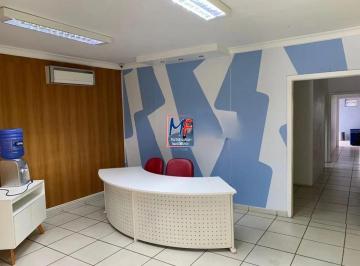 Casa · 160m² · 5 Quartos · Excelente Casa Comercial localizada na Vila da Saúde, com 160 m²  área total,  2 pavimentos, 5 salas