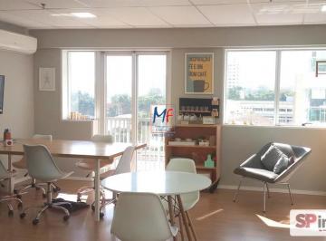 Comercial · 45m² · Excelente sala comercial em Santo Amaro, 45 m² a.u., com 2 terraços, ar condicionado, piso, forro, i