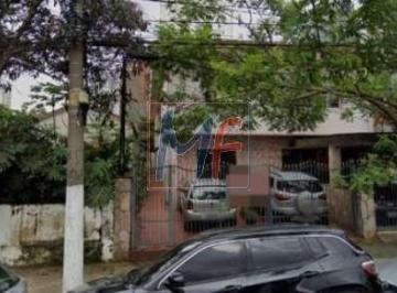 Comercial · 975m² · Terreno no Tatuapé com 975 m² e 520m² área construída, frente de 20 metros, Zoneamento ZC. Não ac