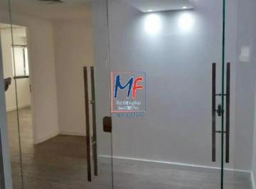 Comercial · 90m² · Excelente Conjunto Comercial no bairro da Vila Olímpia, com 90m² a.u., ar condicionado, copa, piso