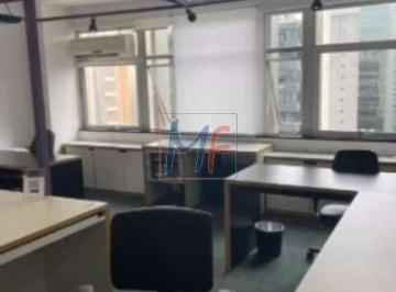 Comercial · 116m² · Excelente conjunto comercial na Cidade Monções, 116m² a.u., mobiliado, com ar condicionado, copa, 3
