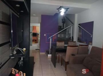 Casa · 60m² · 2 Quartos · Linda casa em cond. na Vila Araguaia , 60 m² a.u., 2 quartos, sala, cozinha, área de serviço, móveis