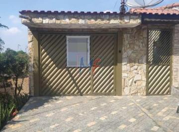Casa · 150m² · 3 Quartos · Excelente casa no Jardim Adelaide, 150m² a.u, 3 dormitórios, sala, cozinha, área de serviço, terraço