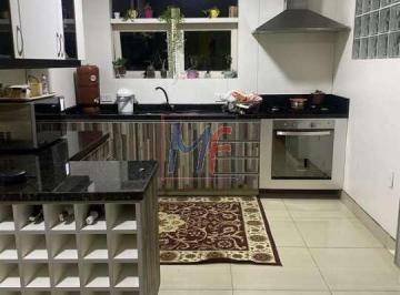 Casa · 228m² · 3 Quartos · Excelente sobrado no Jd. Raposo Tavares, 228m² a.u., 3 quartos (1 suíte), sala, cozinha, escritório,