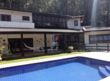 Casa · 471m² · 6 Quartos · Ótima casa em cond. fechado em Ubatuba SP, 471 m² a.c., 6 quartos (5 suítes), piscina, churrasqueira