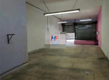 Comercial · 107m² · Excelente Loja localizada na Bela Vista, com 107 m² área útil, no térreo do prédio, testada de 14 m.