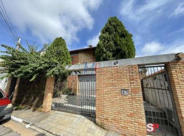Casa · 323m² · 6 Quartos · Excelente sobrado na Vila Santa Terezinha, 323m² a.u. 6 quartos (3 suítes), 3 salas, lareira, cozinh