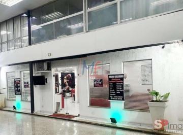 Comercial · 140m² · Excelente Loja Comercial República, com 140 m² a.u., localizada dentro de galeria, com segurança