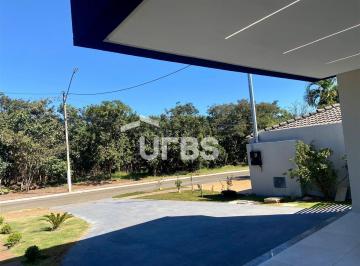 Casa de 3 quartos, Goiânia · CASA TERREA 175MT 3 SUITES JARDIM PETROPOLIS