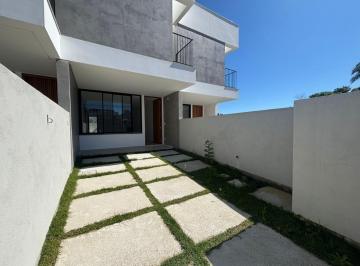 202509291453008703.jpeg · Casa para Venda em Florianópolis, Cachoeira do Bom Jesus, 3 dormitórios, 1 suíte, 3 banheiros, 2 vag