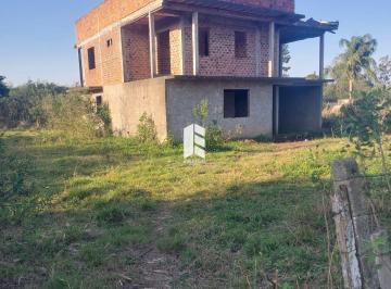 Casa · 190m² · 4 Quartos · 2 Vagas · Terreno de esquina