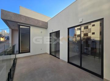 Casa · 333m² · 4 Quartos · 4 Vagas · Casa à venda no Bom Pastor com 4 quartos de 2 suítes.